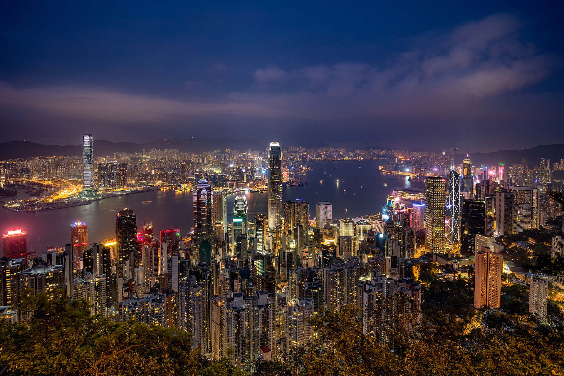 2025年11月香港储蓄分红险推荐:最值得关注的10款保险产品